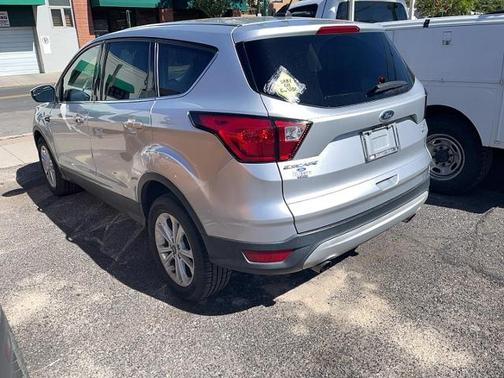 INGOT SILVER METALLIC 2019 Ford Escape SE