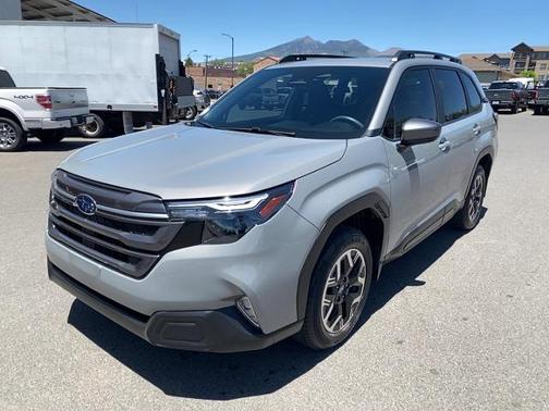 Riverrock Green 2025 Subaru Forester PREMIUM