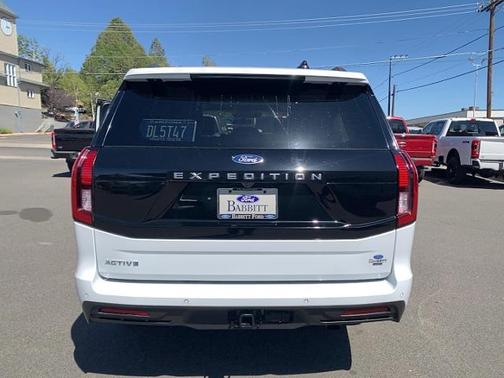 OXFORD WHITE 2025 Ford Expedition ACTIVE