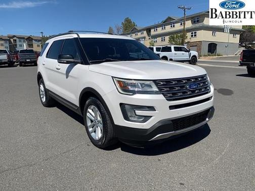 WHITE PLATINUM MET TRI-COAT 2017 Ford Explorer XLT