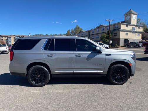 Sterling 2023 GMC Yukon DENALI