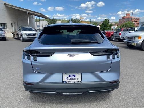 2022 Ford Mustang Mach-E SELECT