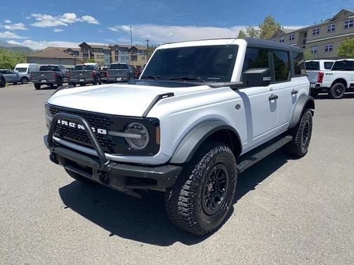 OXFORD WHITE 2023 Ford Bronco WILDTRAK