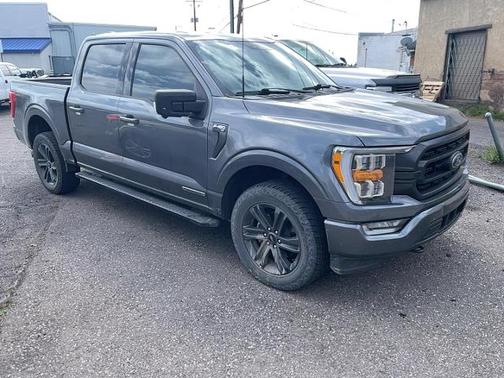 CARBONIZED GRAY METALLIC 2023 Ford F-150 XLT