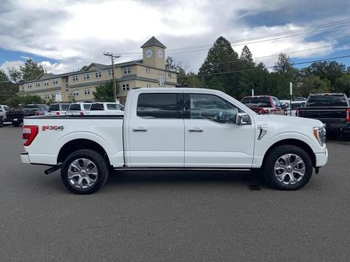 STAR WHITE METALLIC TRICOAT 2021 Ford F-150 PLATINUM