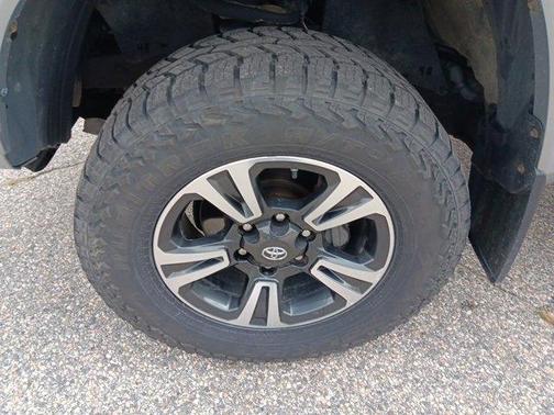 2021 Toyota Tacoma 