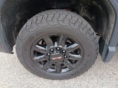 2024 GMC Sierra 2500 AT4