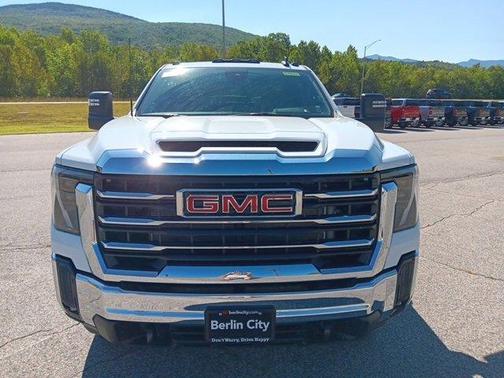 2025 GMC Sierra 2500 SLE