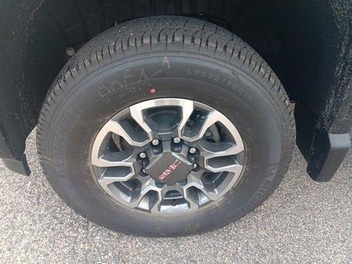 2026 GMC Sierra 2500 SLE