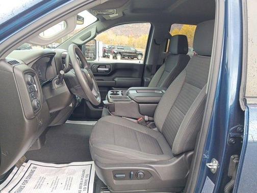 2022 Chevrolet Silverado 2500 Custom