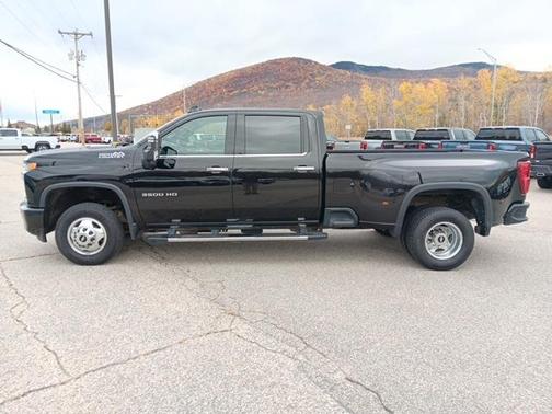 2022 Chevrolet Silverado 3500 High Country