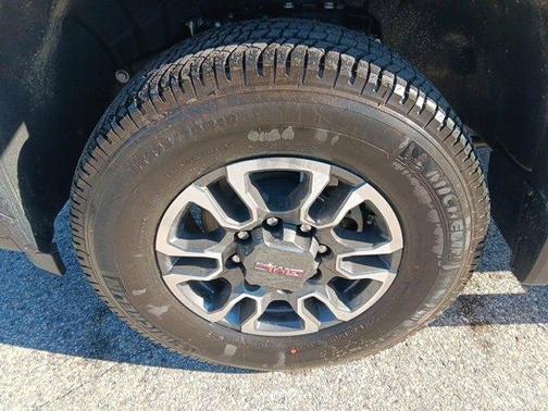 2026 GMC Sierra 2500 SLE