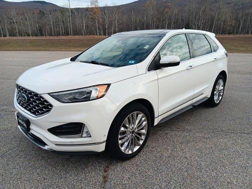 2020 Ford Edge Titanium