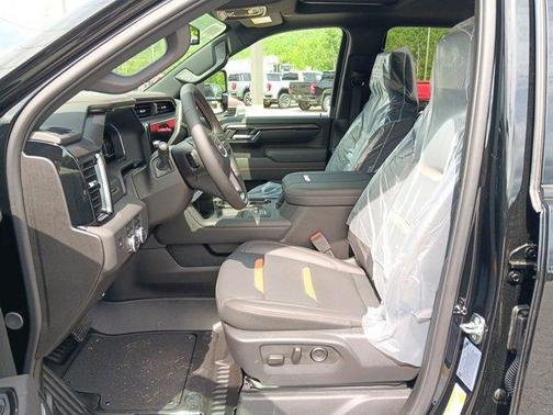 2025 GMC Sierra 2500 AT4
