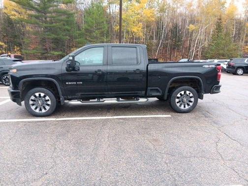 2022 Chevrolet Silverado 2500 Custom