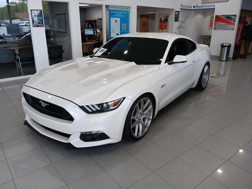 2017 Ford Mustang GT Premium