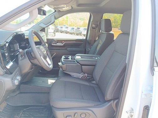 2026 GMC Sierra 2500 SLE