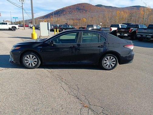 2021 Toyota Camry Hybrid LE