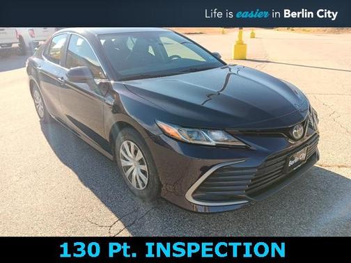2021 Toyota Camry Hybrid LE