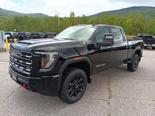 2025 GMC Sierra 2500 AT4