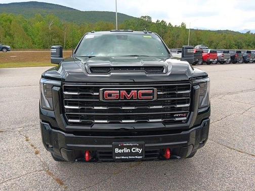 2025 GMC Sierra 2500 AT4