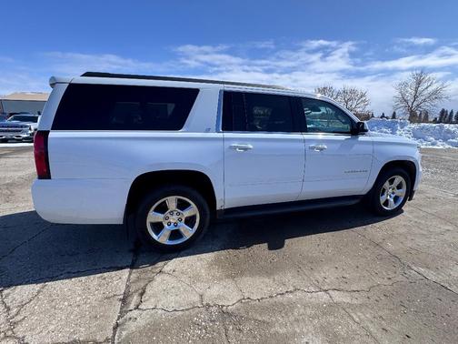 2016 Chevrolet Suburban LT