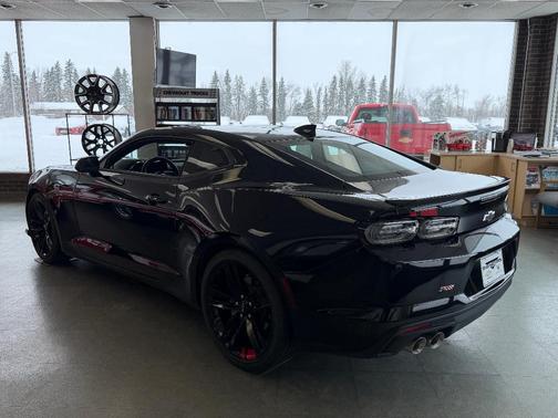 2024 Chevrolet Camaro 2LT
