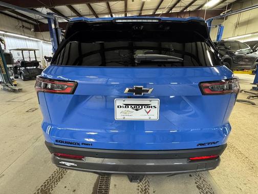 Reef Blue Metallic 2026 Chevrolet Equinox ACTIV