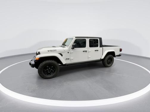 2022 Jeep Gladiator Sport