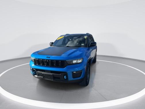 2022 Jeep Grand Cherokee 4xe Trailhawk