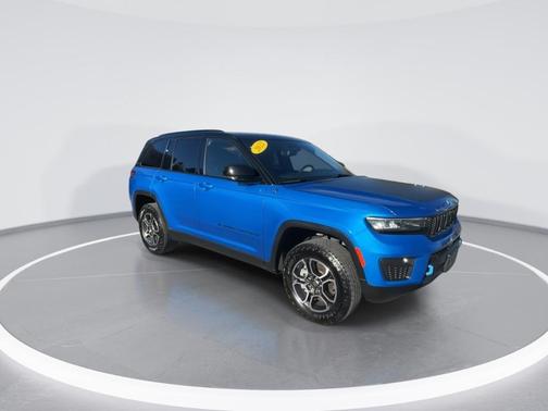 2022 Jeep Grand Cherokee 4xe Trailhawk