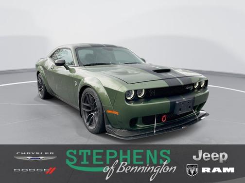 Green 2018 Dodge Challenger SRT Hellcat