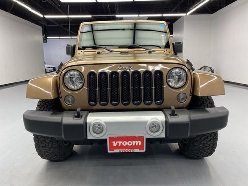 Photo 4 of 17 of 2015 Jeep Wrangler Unlimited Sahara