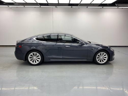 Photo 5 of 18 of 2017 Tesla Model S 75