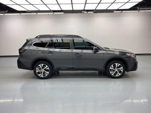 Photo 5 of 19 of 2020 Subaru Outback Limited
