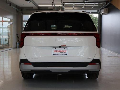 2026 Kia Carnival Hybrid EX