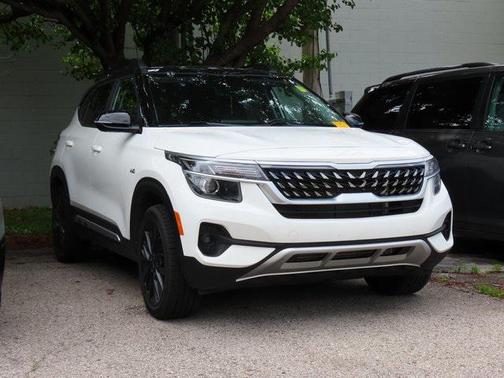 2022 Kia Seltos Nightfall Edition