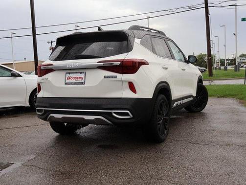 2022 Kia Seltos Nightfall Edition