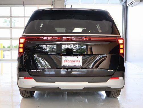 2026 Kia Carnival Hybrid LXS