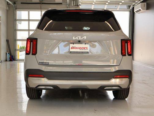 2025 Kia Sorento S