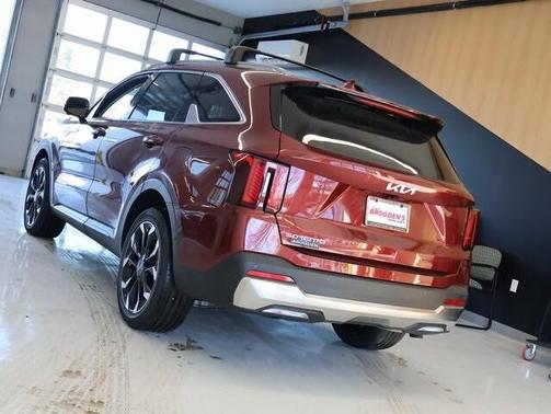 2025 Kia Sorento SX