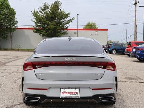 2023 Kia K5 GT-Line