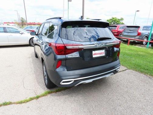 2023 Kia Seltos S