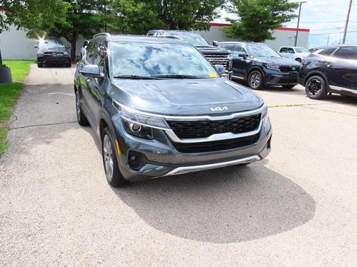 2023 Kia Seltos S
