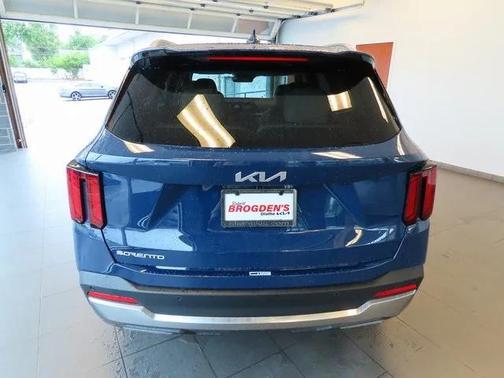 2025 Kia Sorento EX
