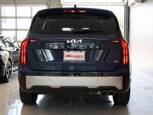 2023 Kia Telluride S