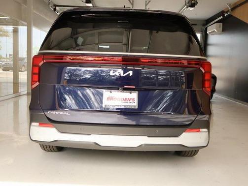 2026 Kia Carnival EX