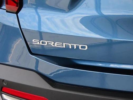 2025 Kia Sorento Hybrid EX
