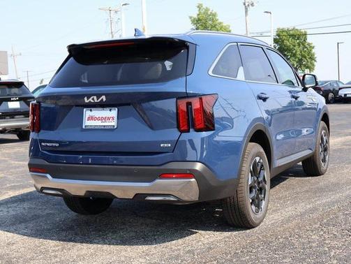 2025 Kia Sorento S