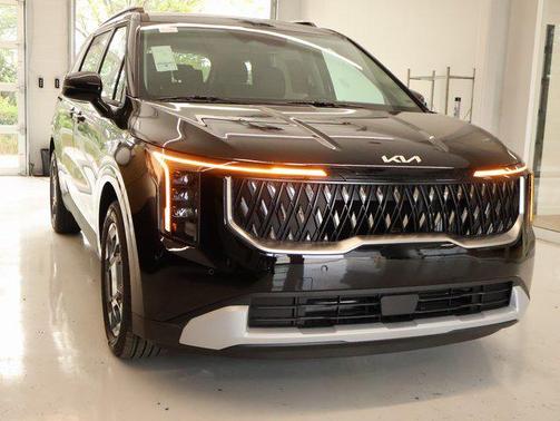2026 Kia Carnival Hybrid EX